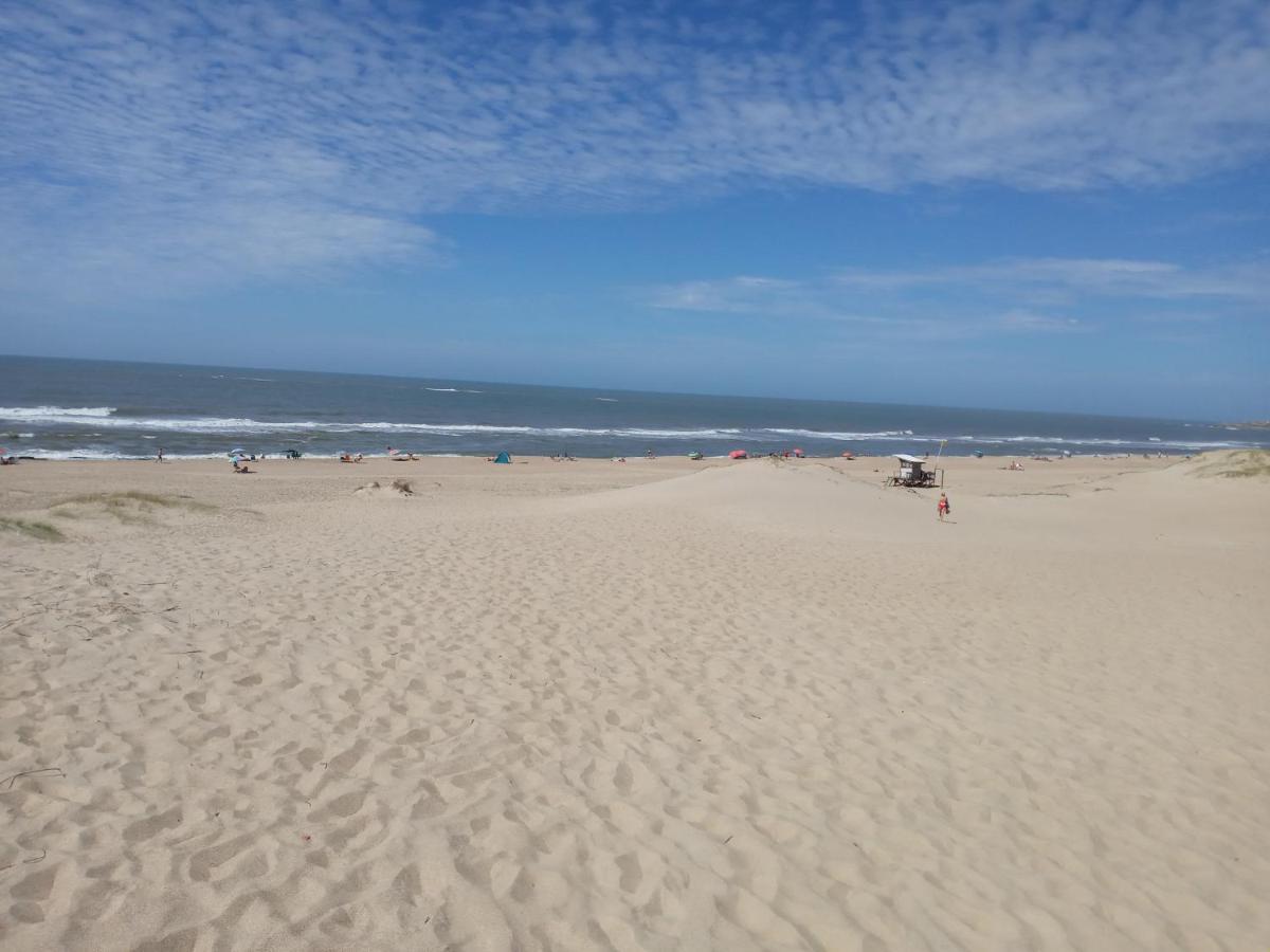 Hostal La Virazon Punta Del Diablo Buitenkant foto